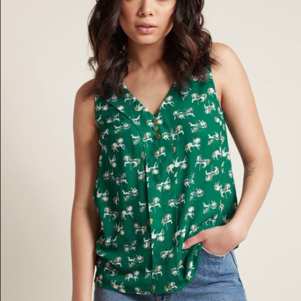 Green Sleeveless Top with Horses